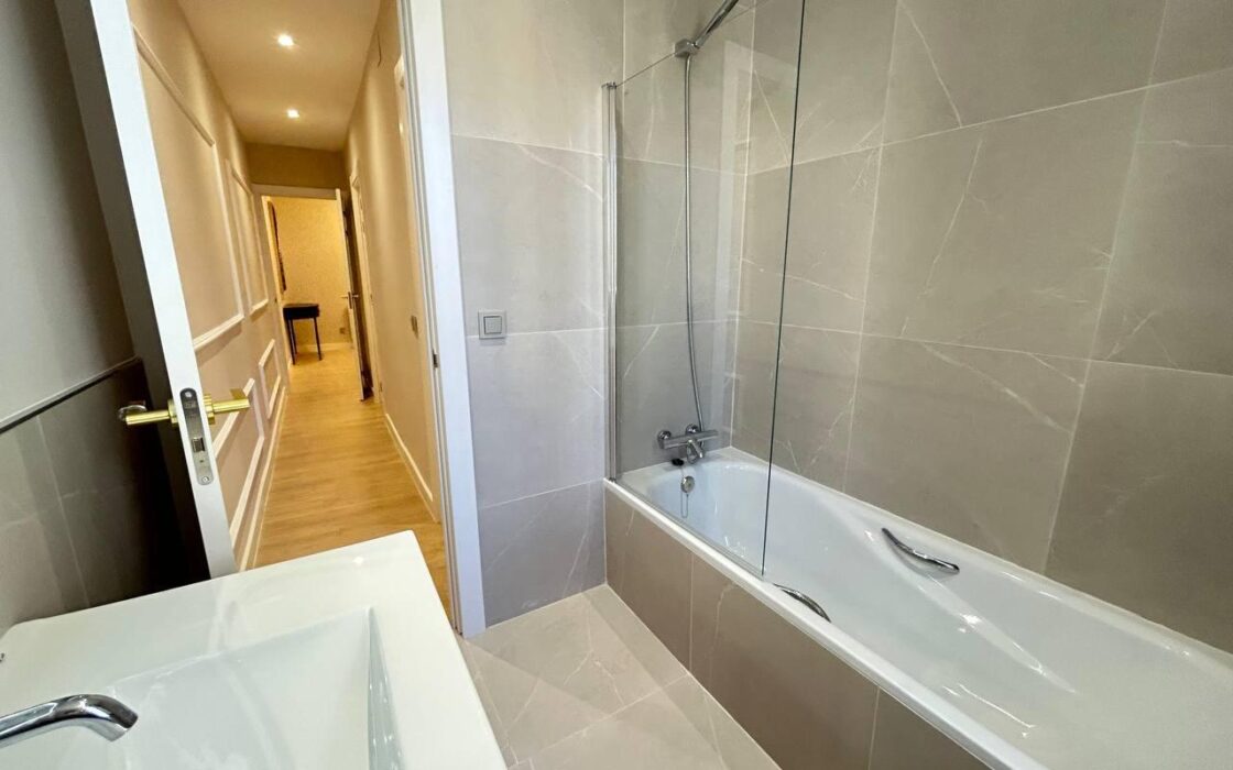 Апартаменты в Мадриде, 113 кв.м, балкон, район Гоя