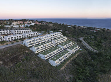 Таунхаус с 4 спальнями в Манильве с террасой 152.9 кв.м