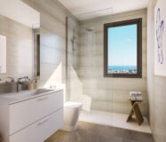 Таунхаусы с 3 спальнями у моря в Ривьера-дель-Соль, 132 кв.м