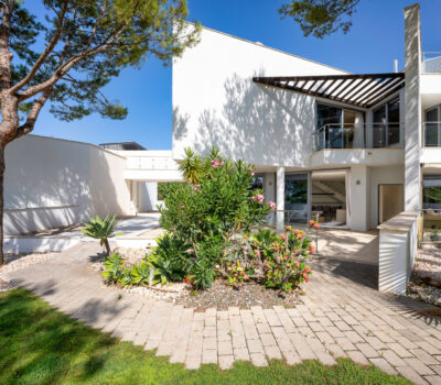 Таунхаус 2 спальні в Сьерра Бланка, Марбелья з терасою