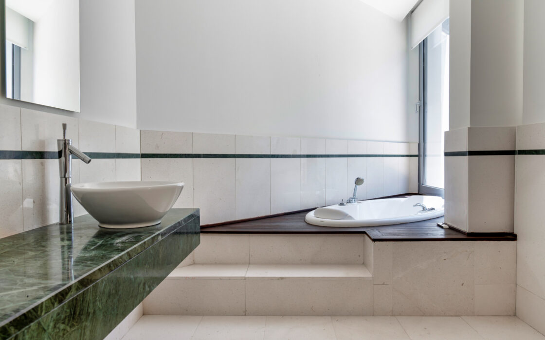 Таунхаус 2 спальни в Сьерра Бланка, Марбелья с террасой