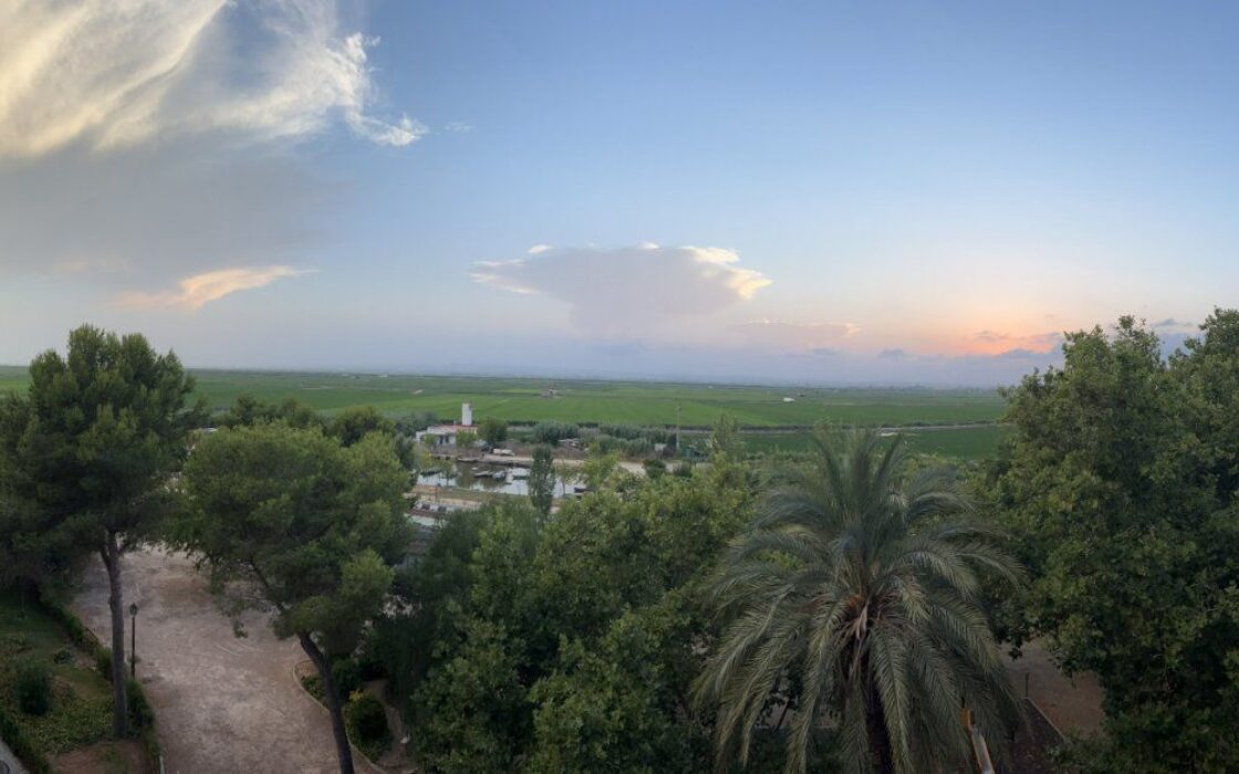 Квартира в Салере 99 кв.м с террасой у моря