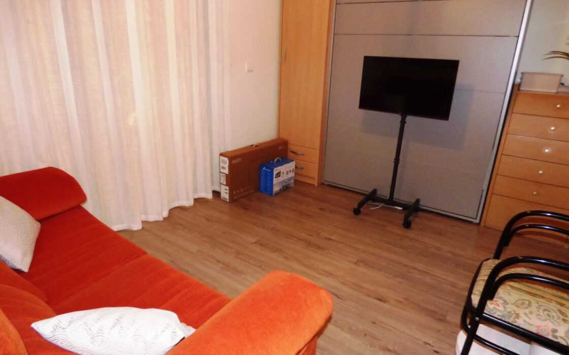 Дом в Аликанте 288 кв.м с террасой рядом с морем