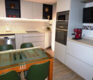 Дом в Аликанте 288 кв.м с террасой рядом с морем