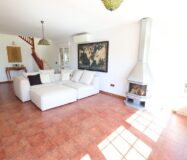 Дом в Ориуэла Коста 189 кв.м с террасой и джакузи