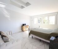 Дом в Ориуэла Коста 189 кв.м с террасой и джакузи