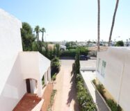 Дом в Ориуэла Коста 189 кв.м с террасой и джакузи