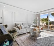 Изысканный таунхаус 240 кв.м в Алохе, терраса и мебель