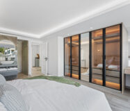 Изысканный таунхаус 240 кв.м в Алохе, терраса и мебель