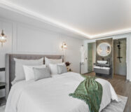 Изысканный таунхаус 240 кв.м в Алохе, терраса и мебель