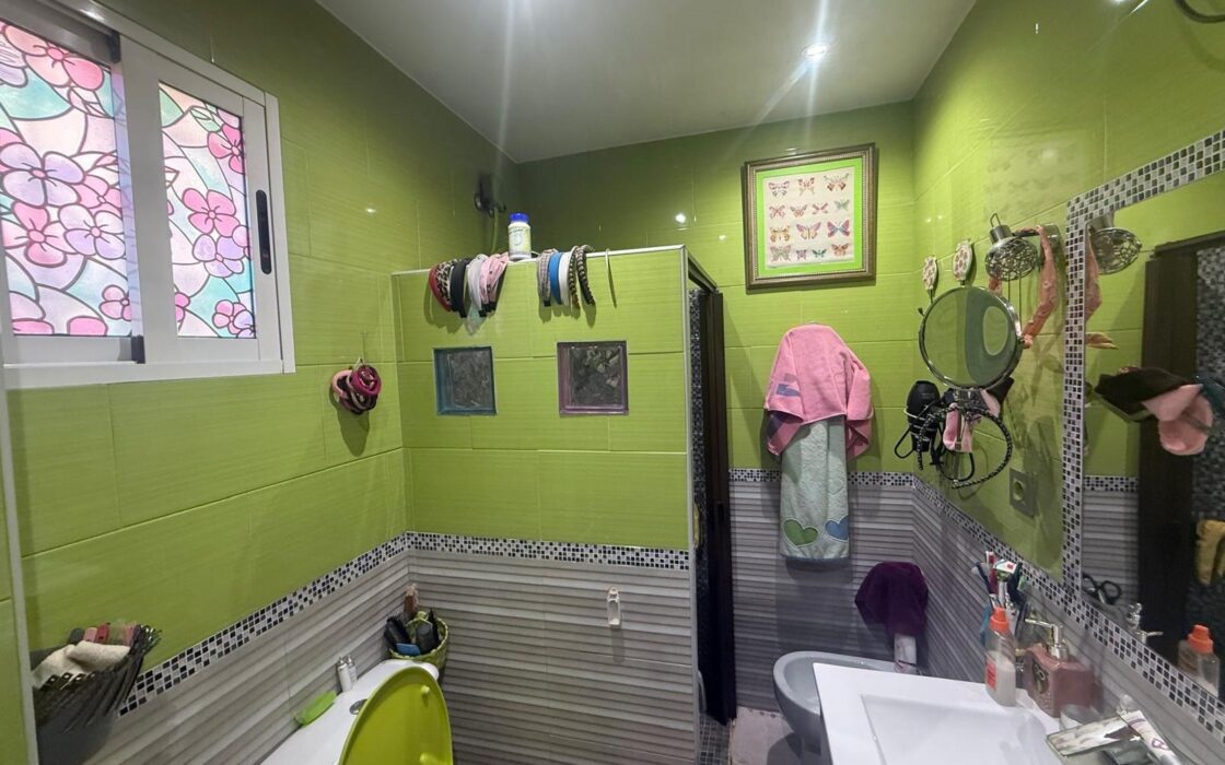 Дом в Торревьехе 230 кв.м, 4 комнаты, с мебелью