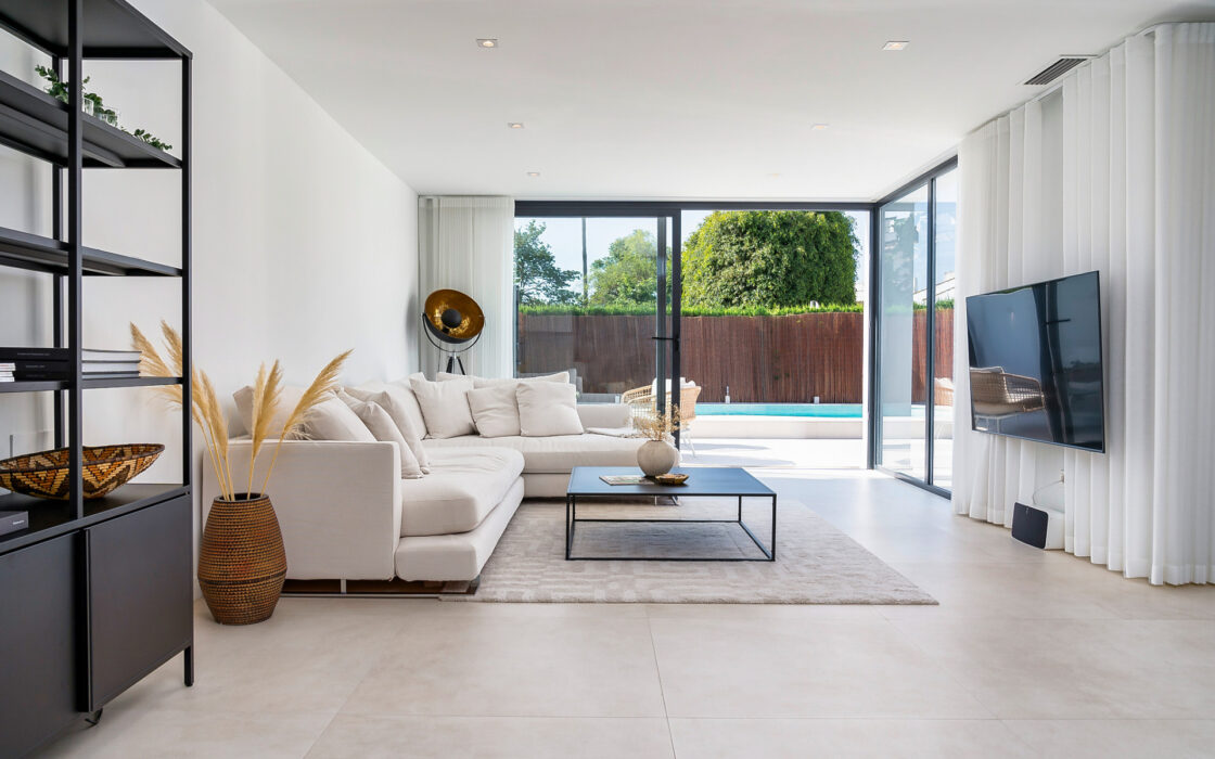 Элегантный таунхаус с террасой в Сан-Педро, 205 кв.м