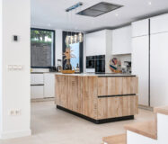 Элегантный таунхаус с террасой в Сан-Педро, 205 кв.м