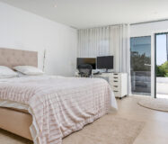 Элегантный таунхаус с террасой в Сан-Педро, 205 кв.м