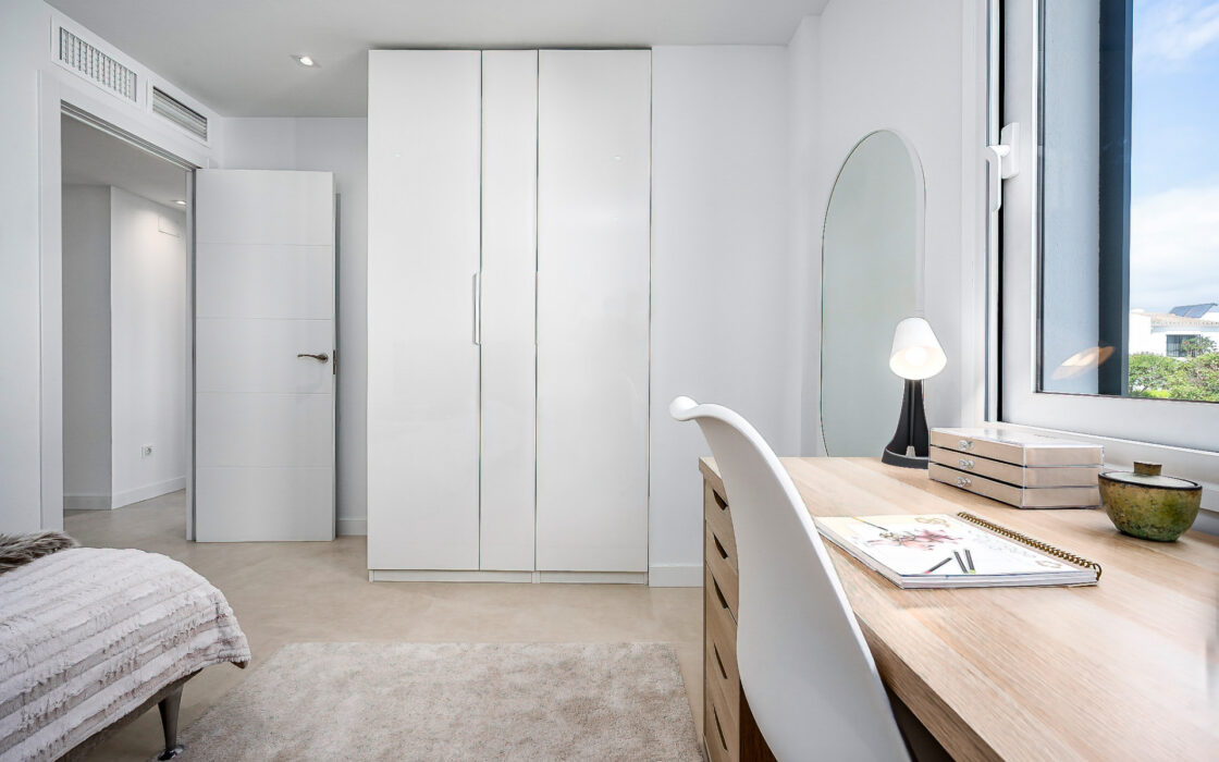 Элегантный таунхаус с террасой в Сан-Педро, 205 кв.м