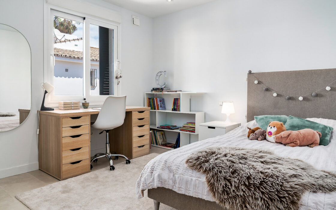 Элегантный таунхаус с террасой в Сан-Педро, 205 кв.м