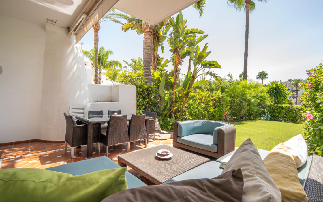 Таунхаус 3 спальни в Косталита с террасой 325 кв.м