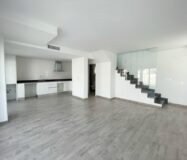 Дом 107 кв.м с террасой в Гран Алаканте у моря