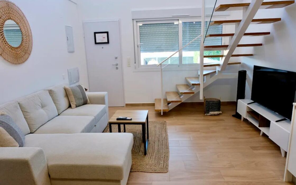 Дом в Гран Алаканте 75 кв.м с террасой и бассейном