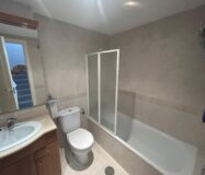 Дуплекс с видом на море в Бенидорме, 2 спальни, 110 кв.м.