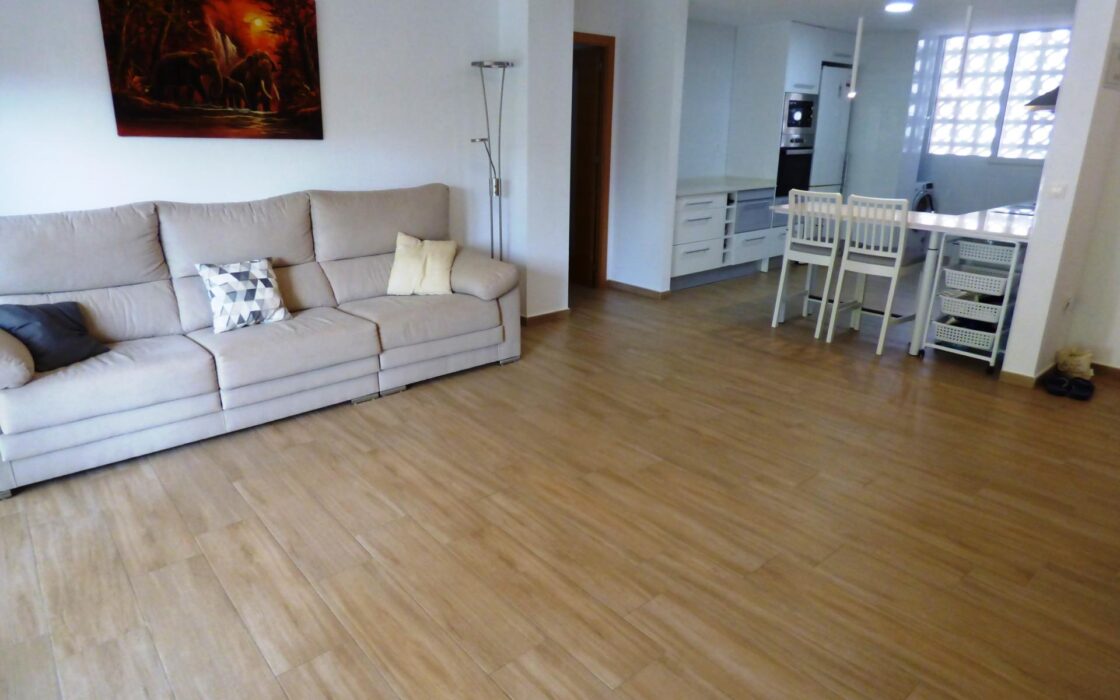 Апартаменты в San Juan Playa у моря, 120 кв.м, 4 комнаты