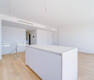 Новий дуплекс у Фінестраті 228 кв.м з терасами біля моря