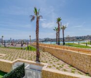 Новий дуплекс у Фінестраті 228 кв.м з терасами біля моря