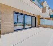 Новий дуплекс у Фінестраті 228 кв.м з терасами біля моря