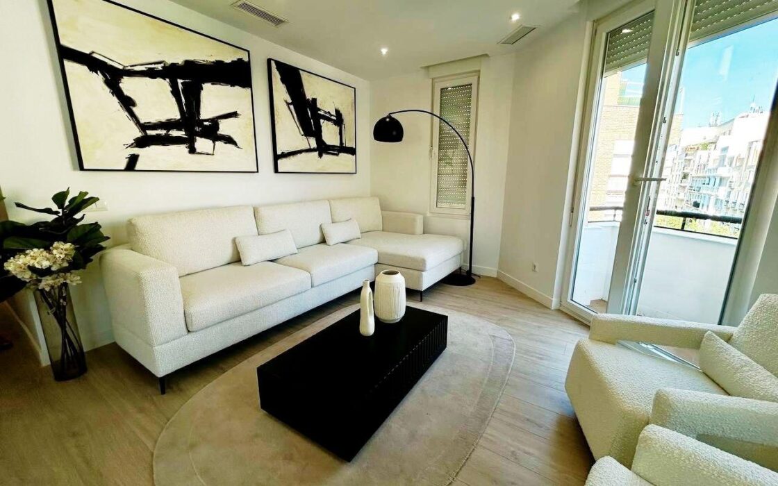 Апартаменты в Мадриде, 110 кв.м, терраса, район Гоя