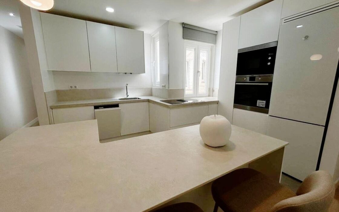 Апартаменты в Мадриде, 110 кв.м, терраса, район Гоя