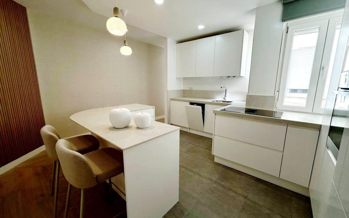 Апартаменты в Мадриде, 110 кв.м, терраса, район Гоя