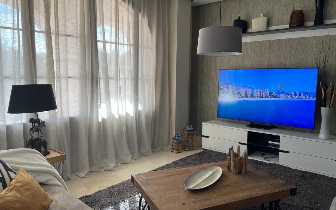 Очаровательная вилла в Сьерра-Кортина с бассейном 195 кв.м