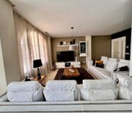 Очаровательная вилла в Сьерра-Кортина с бассейном 195 кв.м