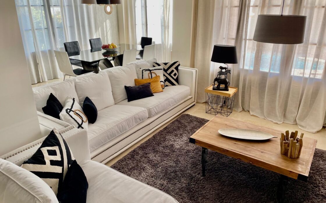 Очаровательная вилла в Сьерра-Кортина с бассейном 195 кв.м