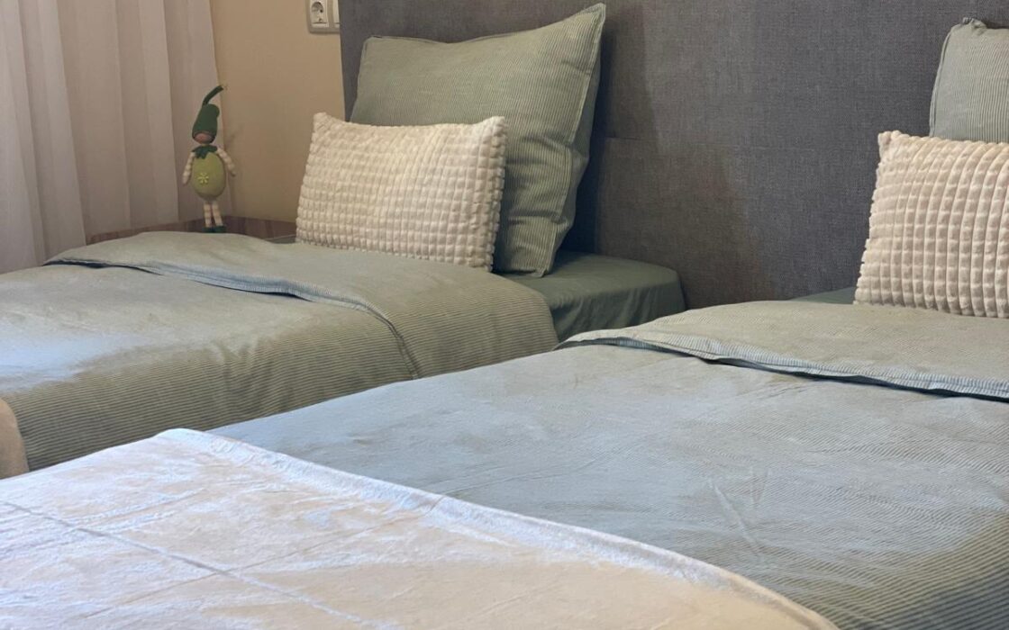 Очаровательная вилла в Сьерра-Кортина с бассейном 195 кв.м