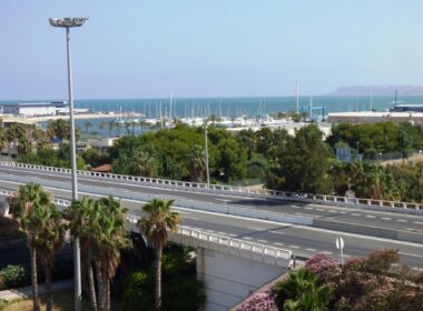 Апартаменти в Аліканте з видом на море 116 кв.м 4 кімнати