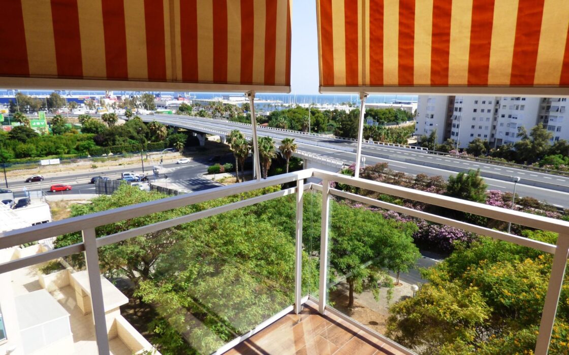 Апартаменти в Аліканте з видом на море 116 кв.м 4 кімнати