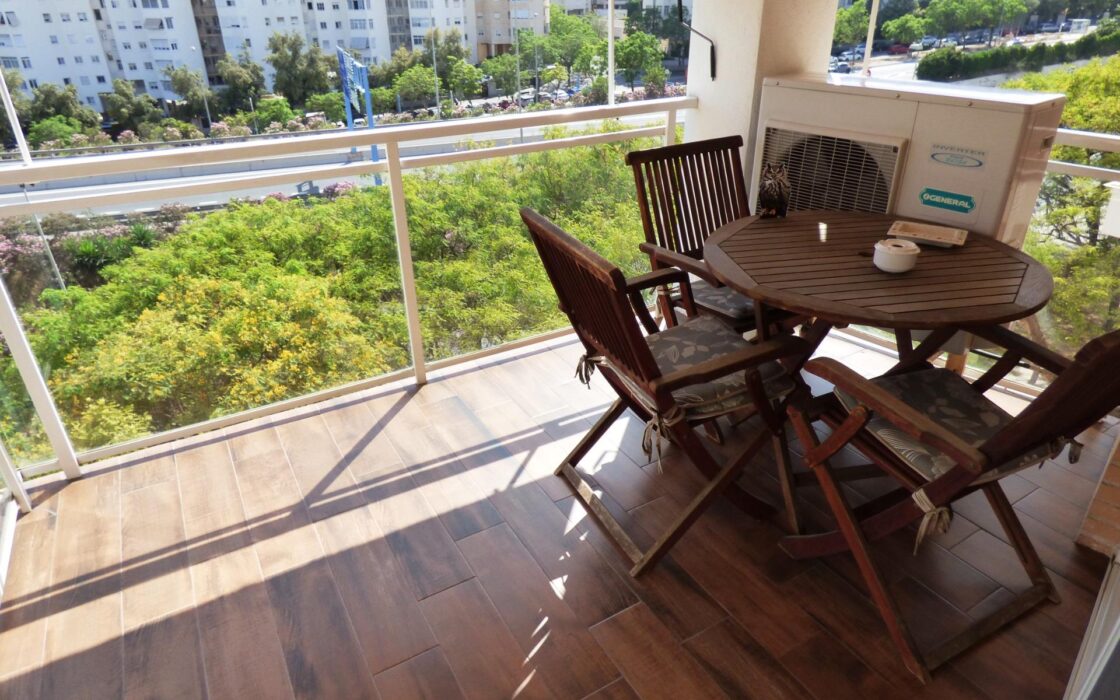 Апартаменти в Аліканте з видом на море 116 кв.м 4 кімнати