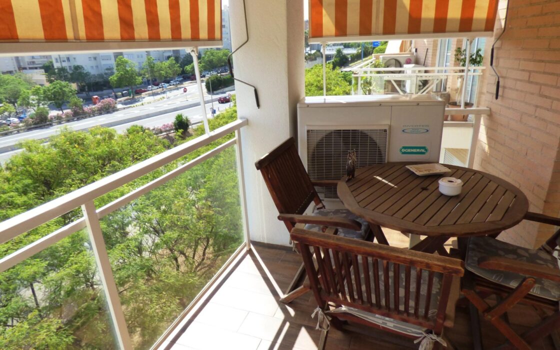 Апартаменти в Аліканте з видом на море 116 кв.м 4 кімнати