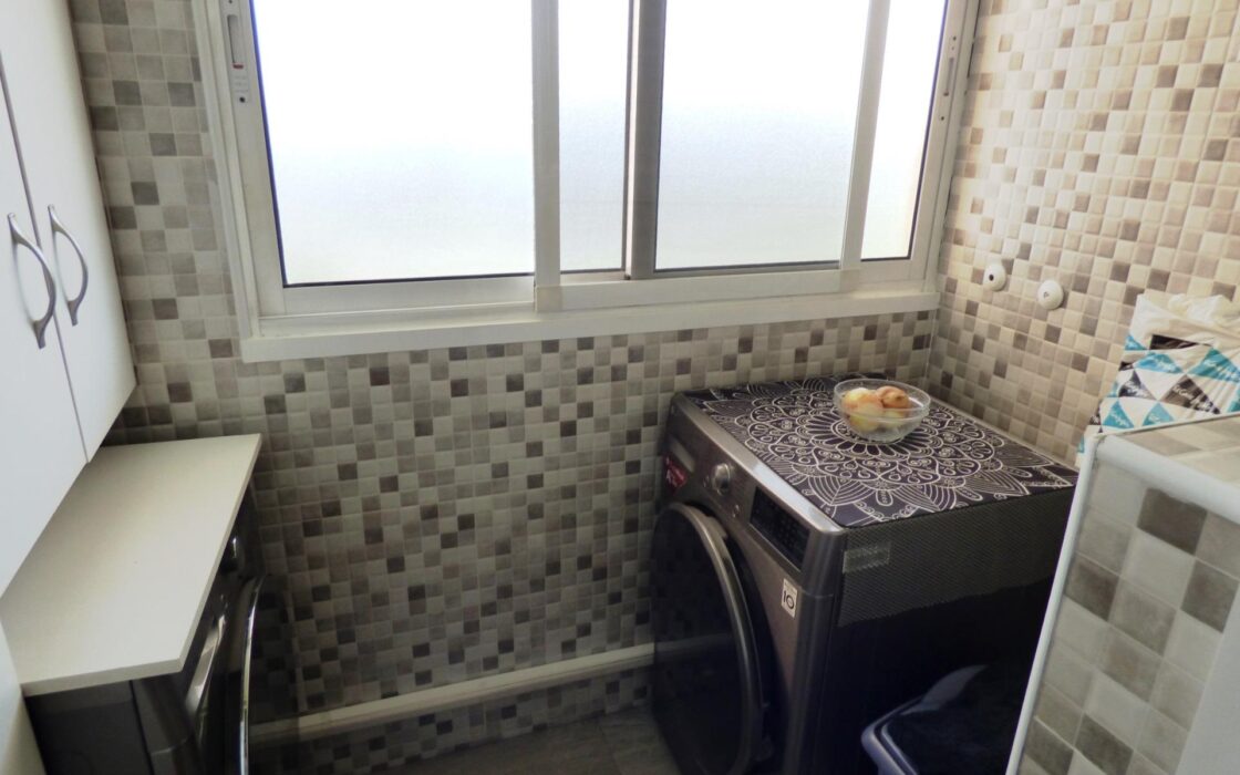 Апартаменти в Аліканте з видом на море 116 кв.м 4 кімнати