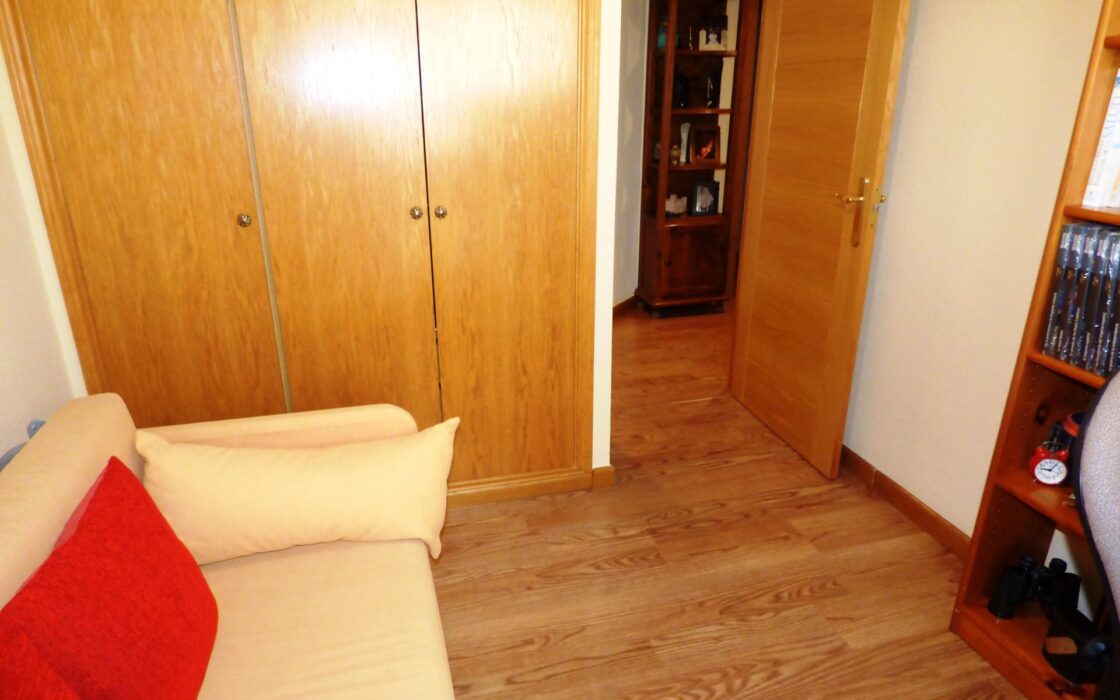 Апартаменти в Аліканте з видом на море 116 кв.м 4 кімнати