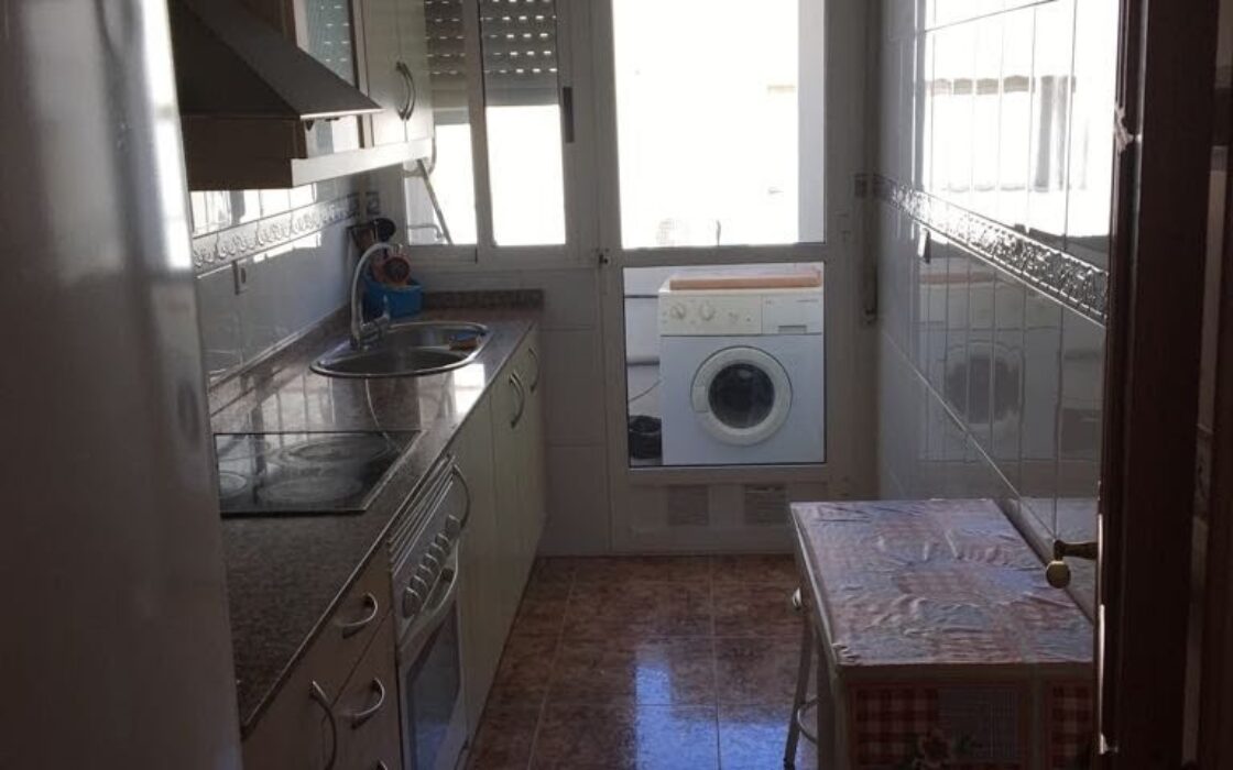 Дуплекс в Лос Альказарес, 3 спальни, 5 мин до пляжа