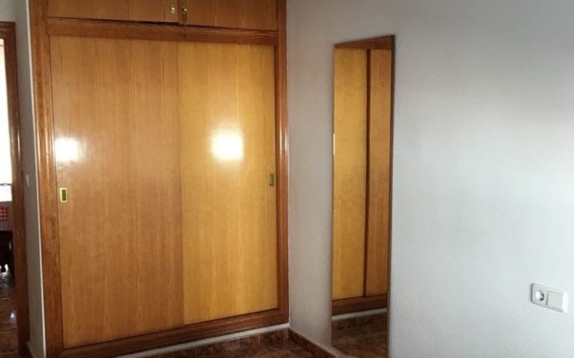 Дуплекс в Лос Альказарес, 3 спальни, 5 мин до пляжа