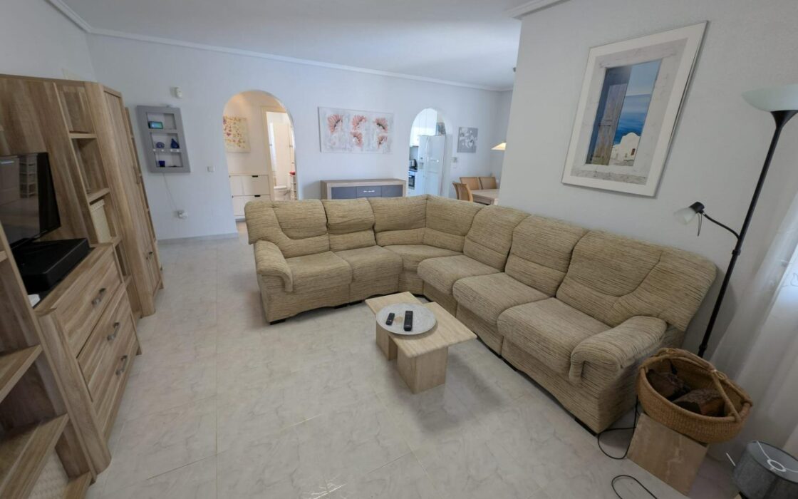 Будинок в Рохалесі 500 кв.м з басейном на Costa Blanca