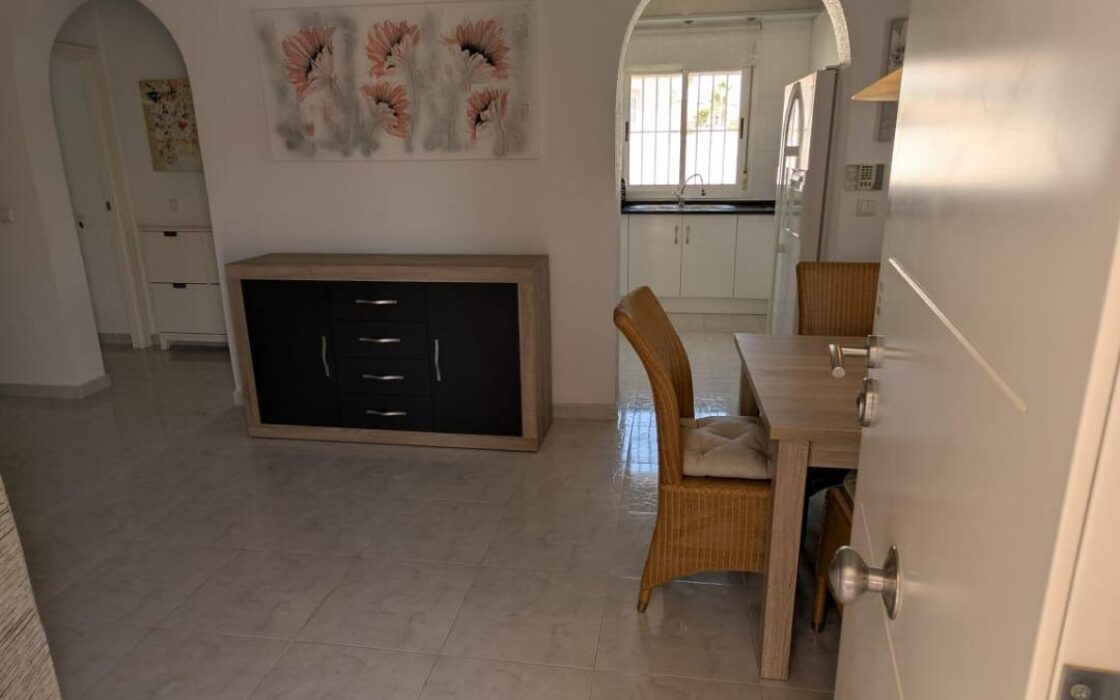 Будинок в Рохалесі 500 кв.м з басейном на Costa Blanca