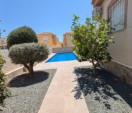 Будинок в Рохалесі 500 кв.м з басейном на Costa Blanca