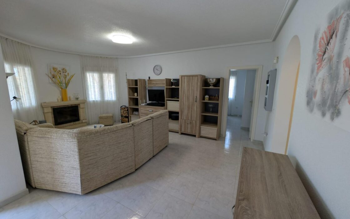 Будинок в Рохалесі 500 кв.м з басейном на Costa Blanca