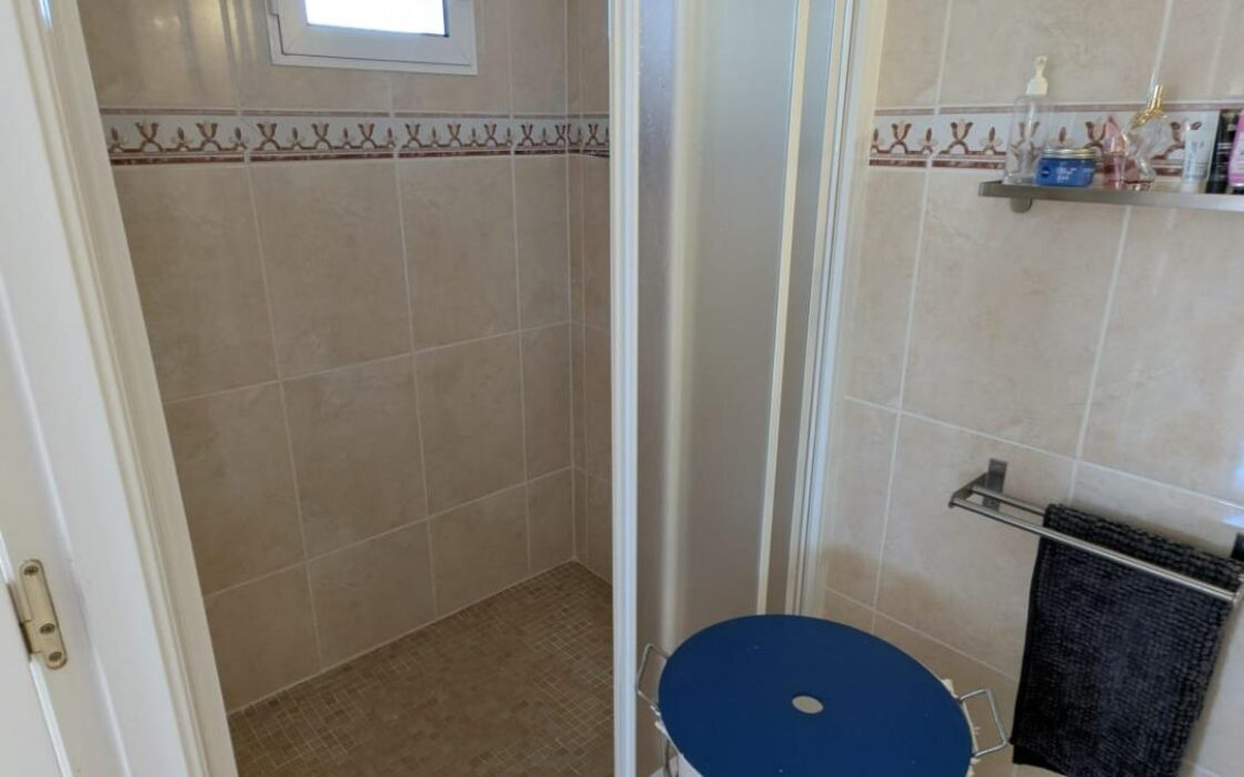 Будинок в Рохалесі 500 кв.м з басейном на Costa Blanca