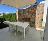 Люксовая вилла в Ориуэле 211 кв.м с видом на море