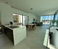 Люксовая вилла в Ориуэле 211 кв.м с видом на море